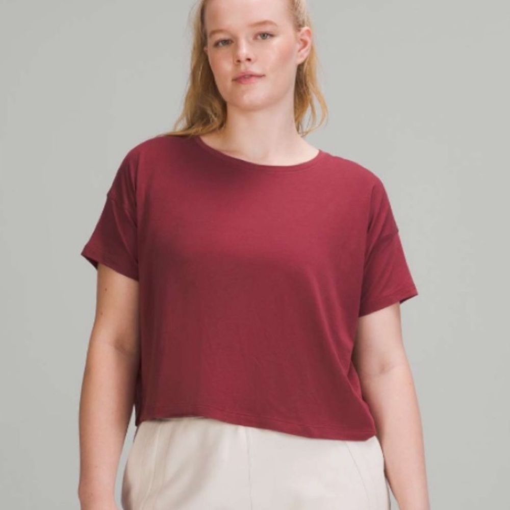 Lululemon Cates Tee Maroon/Red